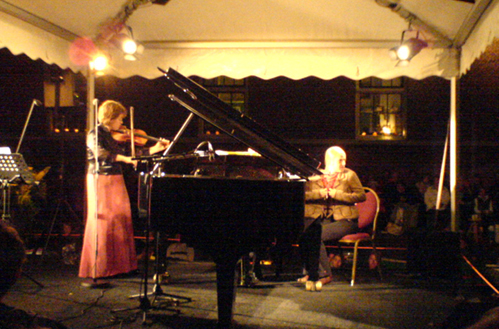 Carla Leurs en Martijn van Veen tijdens het laatste Lindegrachtconcert van 2006