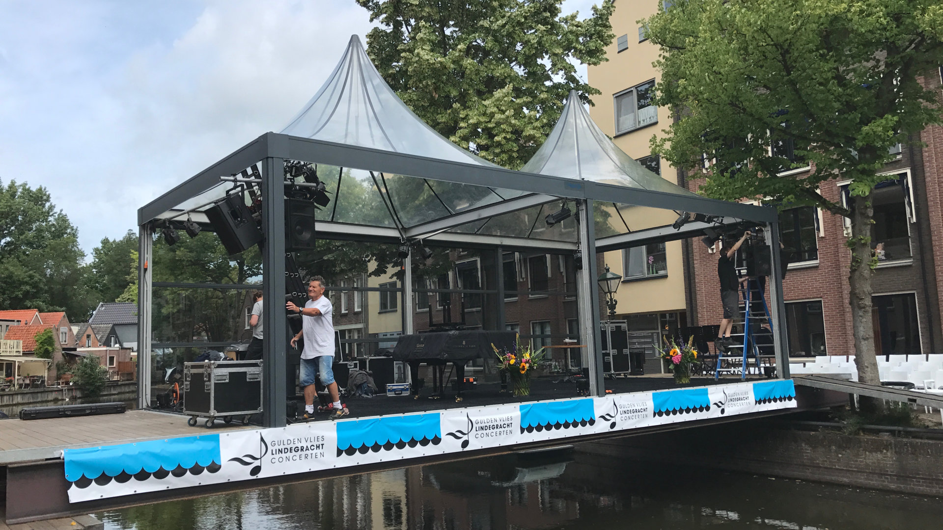 Installatie licht en geluid  - Foto: Elly Jührend